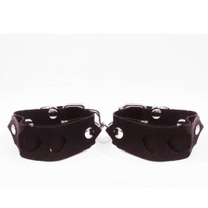 Bracelte e Algema Coração Sado - Jeito sexy