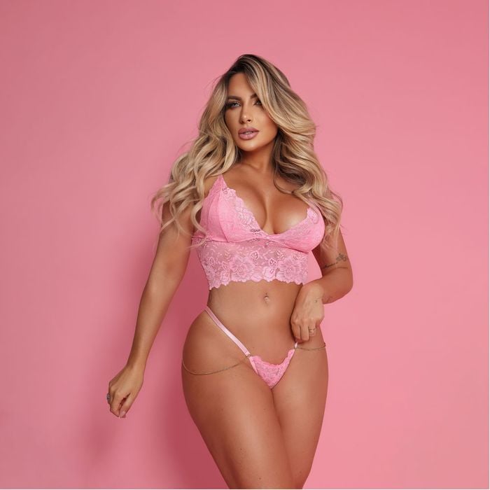 Conjunto Passion Glow Rendado Tallyta