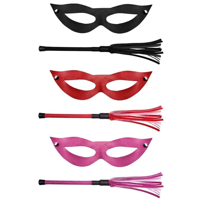 Kit Tiazinha Com Chicotinho Dominatrixxx