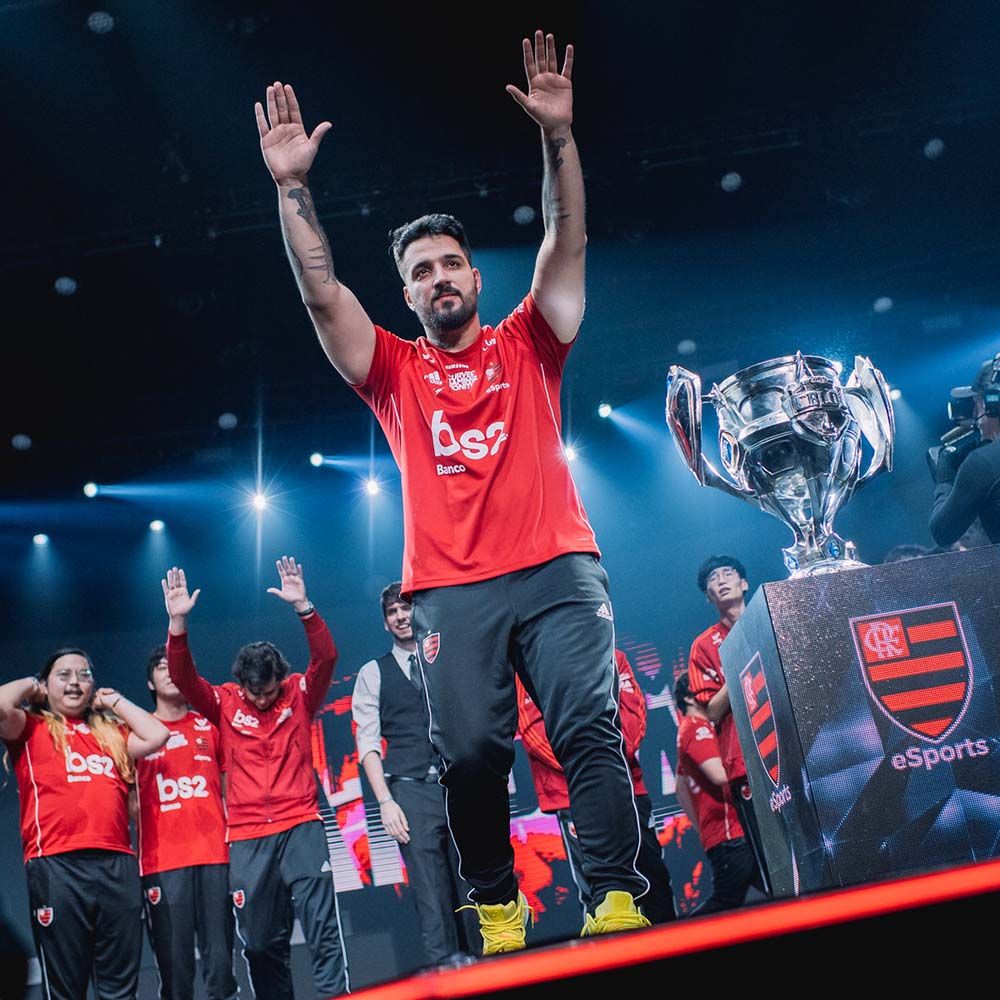 Flamengo vence INTZ e é o novo campeão brasileiro de League of Legends -  07/09/2019 - UOL Start