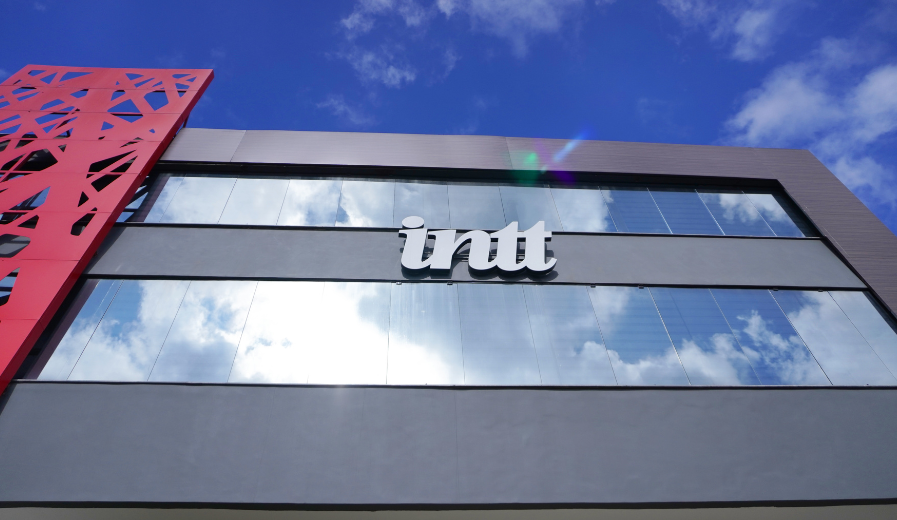 Fachada e história da INTT