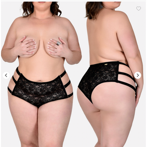 Calcinha Calma - em Renda com Strappy - Plus Size - Preto