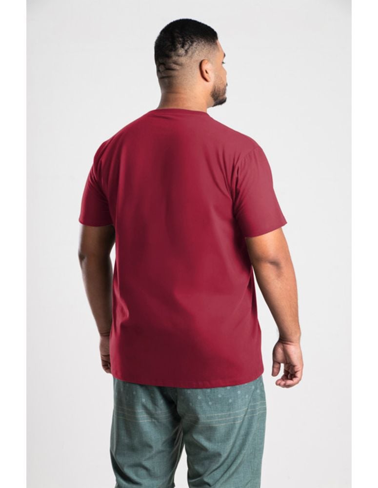 Camiseta Especial Plus Size Basic One Bordo Profundo