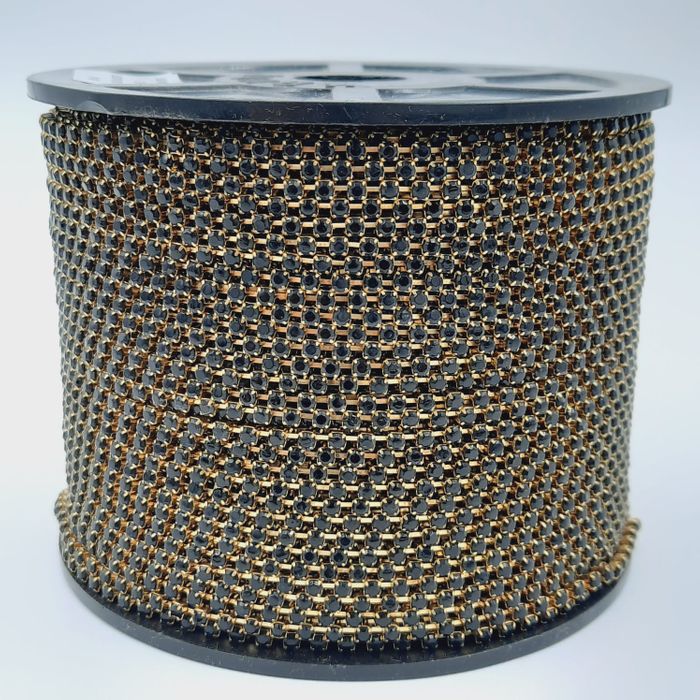 Strass em corrente Jet Base Dourada - SS0,8/PP17 (2,30 - 2,40 mm) 100 Metros