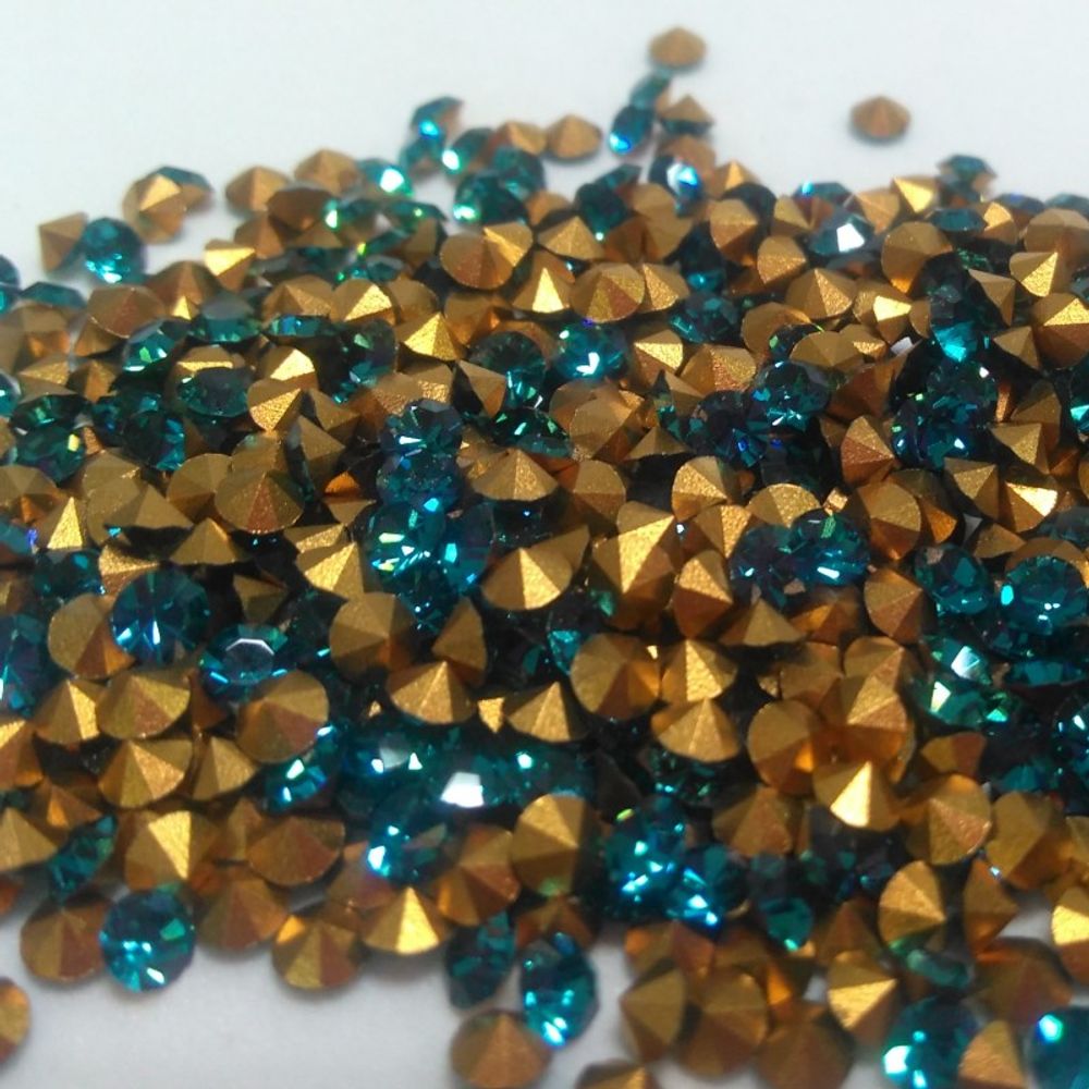 Strass Diamond Indicolite - SS6,5/PP14(2,00-2,10mm) 1.440 Peças