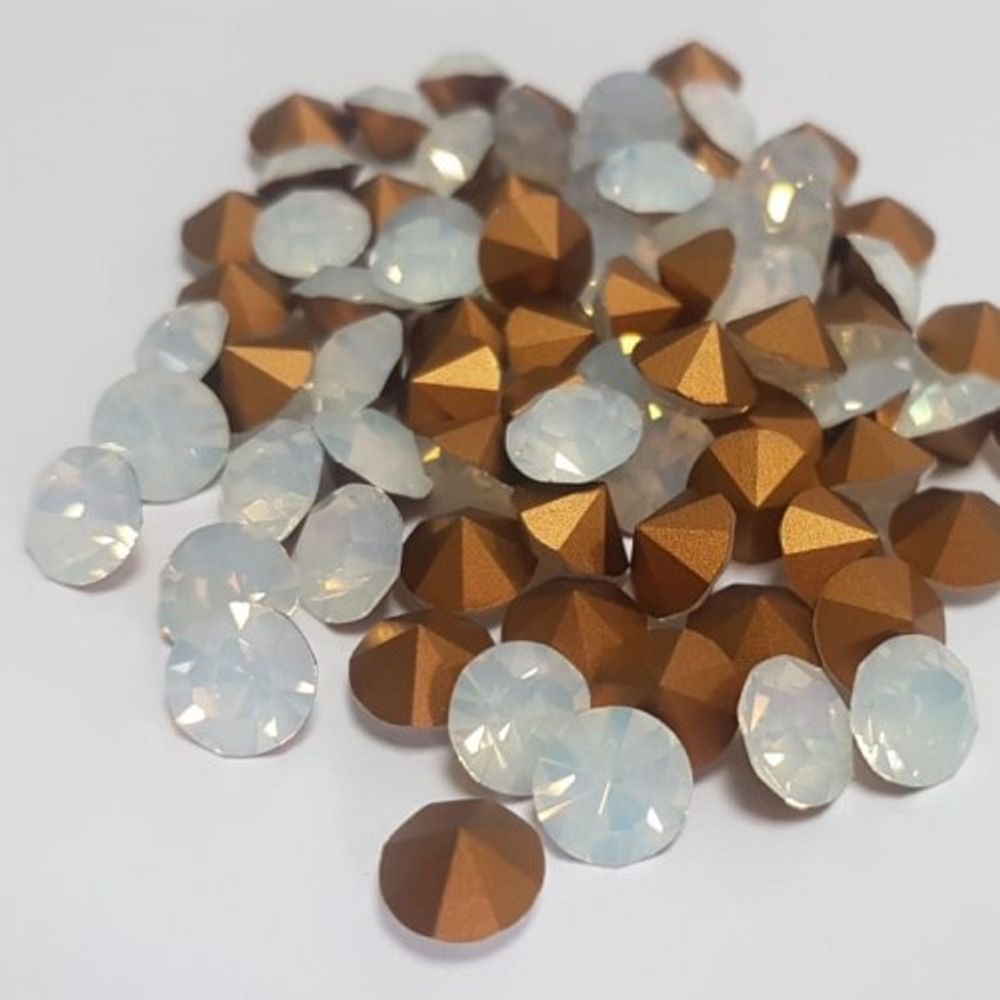 Strass Diamond White Opal - SS8,5/PP18(2,40-2,50mm) 1.440 Peças