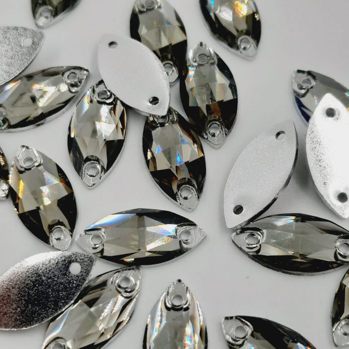 Chaton Acrílico Navete 2 Furos Black Diamond - 7x15mm com 50 Peças