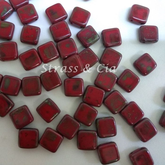 Quadrado 2 Furos Vermelho - 8x8mm 60 Peças