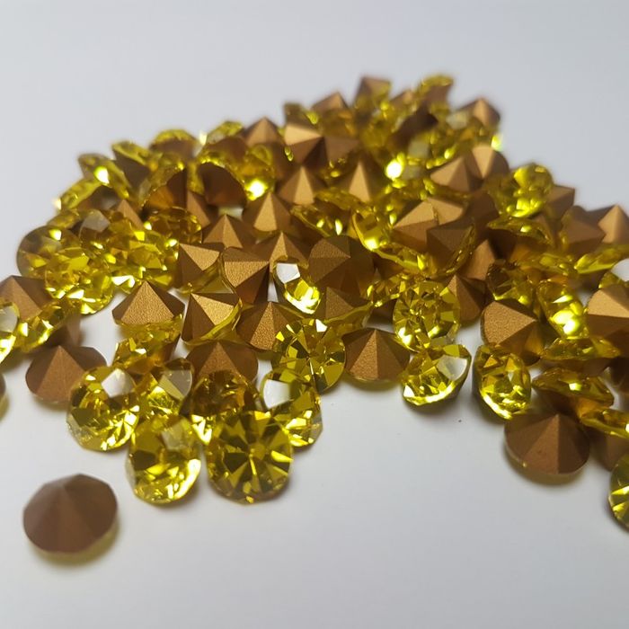 Strass Preciosa Citrine - SS4,5/PP10(1,60-1,70mm) 1.440 Peças