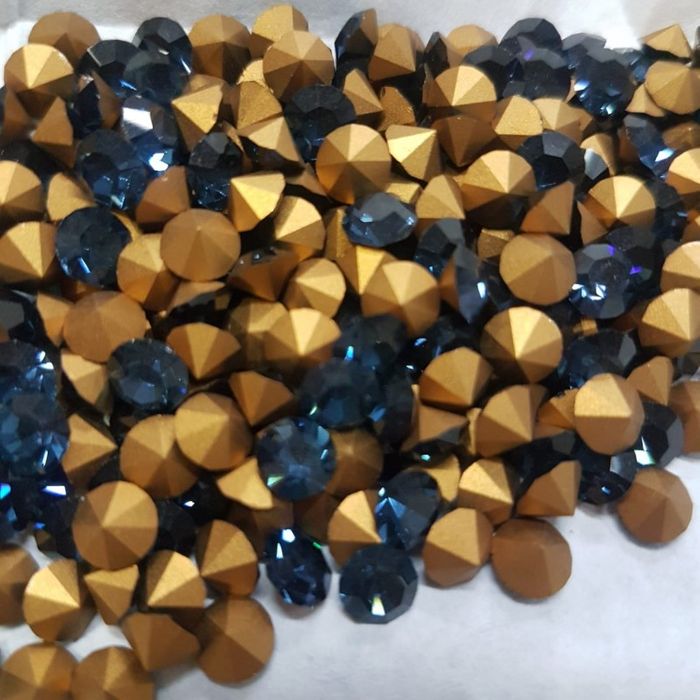 Strass Preciosa  Montana - SS28(5,96-6,14mm) 288 Peças