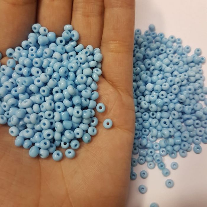 Miçanga Chinesa Fosca Azul Claro Z12 - 9/0(2,6mm) 25g Aprox. 1.200 Peças