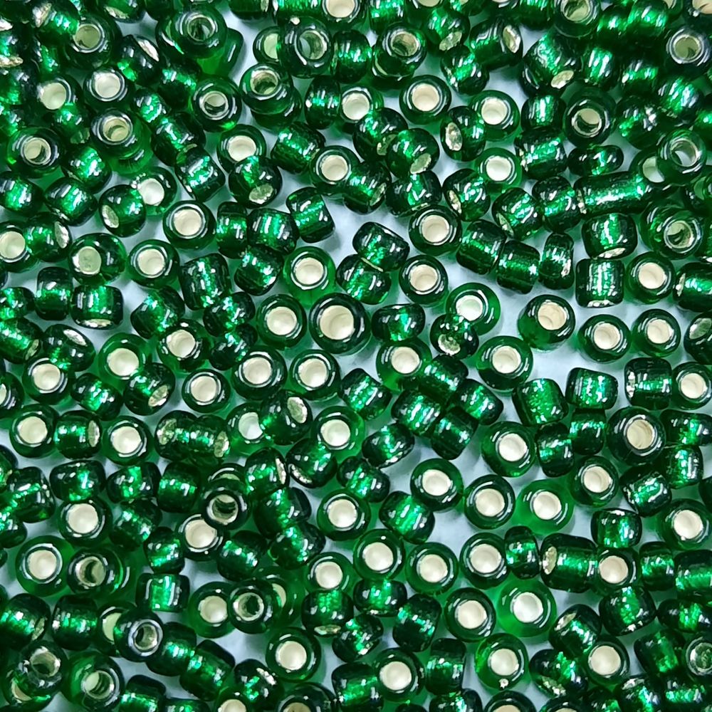 Miçanga Chinesa Transparente Verde Escuro 53 - 9/0(2,6mm) 25 gramas