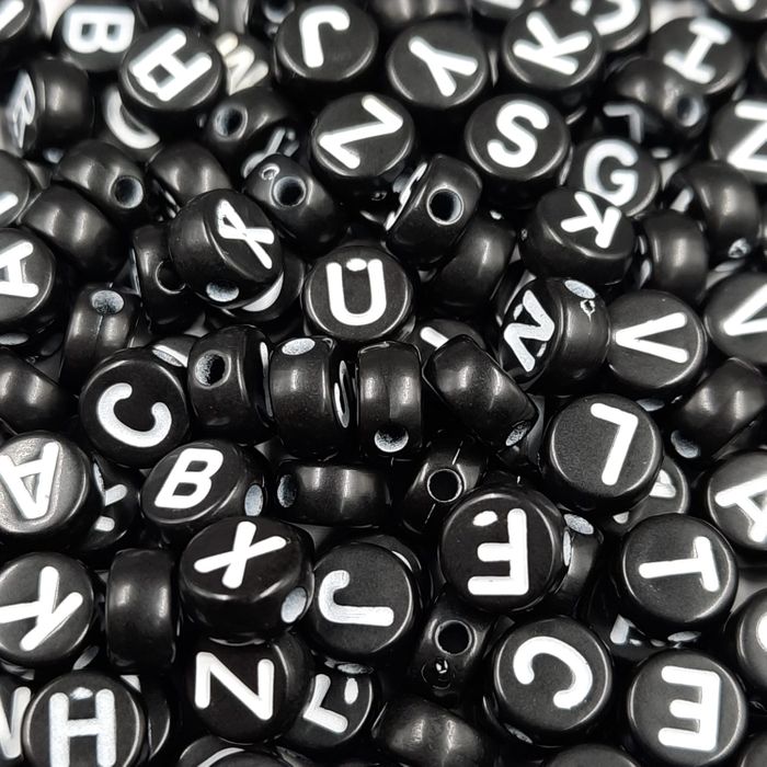 Miçanga Letrinha Redonda Fosca Preto com branco - 7mm 25g