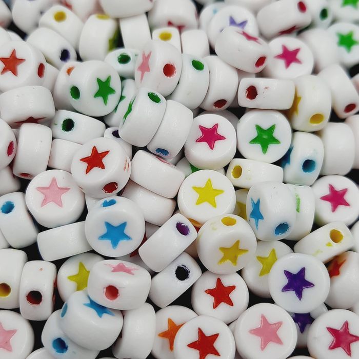 Estrela Com Furo Passante Branca Com Colorido - 7mm 25g