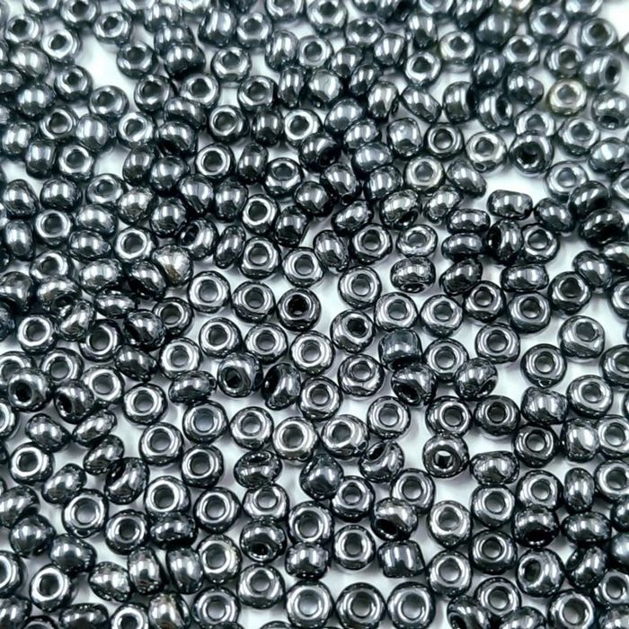 Miçanga Asmara Fosca Lustrosa Grafite 28980 - 9/0(2,6mm) 25g Aprox. 1.200 Peças