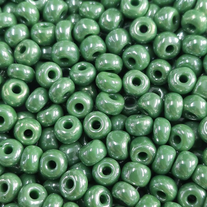 Miçanga Asmara Fosca Verde Lustroso 58230 - 6/0(4,1mm) 25g Aprox. 300 Peças