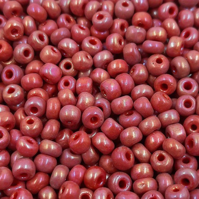 Miçanga Asmara Fosca Vermelho Escuro Aurora Boreal 94190 - 9/0(2,6mm) 500g