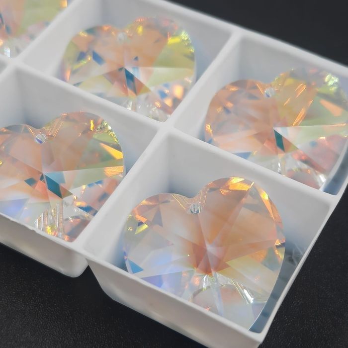 Coração Swarovski com furo Aurora Boreal - 14.4x14mm 6 Peças