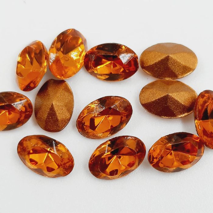 Strass Swarovski Oval Topazio Base cônica - 6x4mm 12 Peças