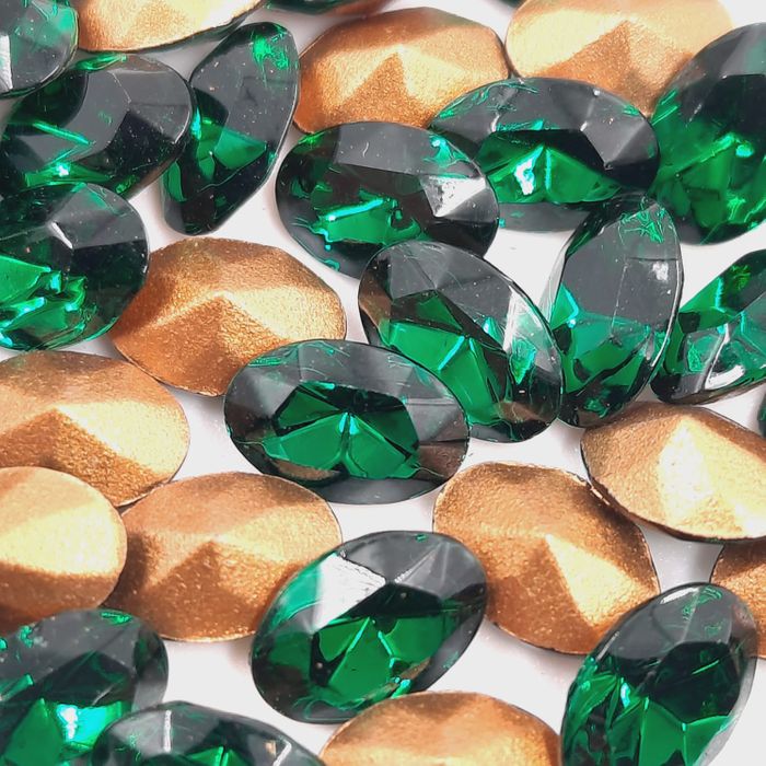 Strass Swarovski Oval Esmeralda Base cônica - 6x4mm 12 Peças