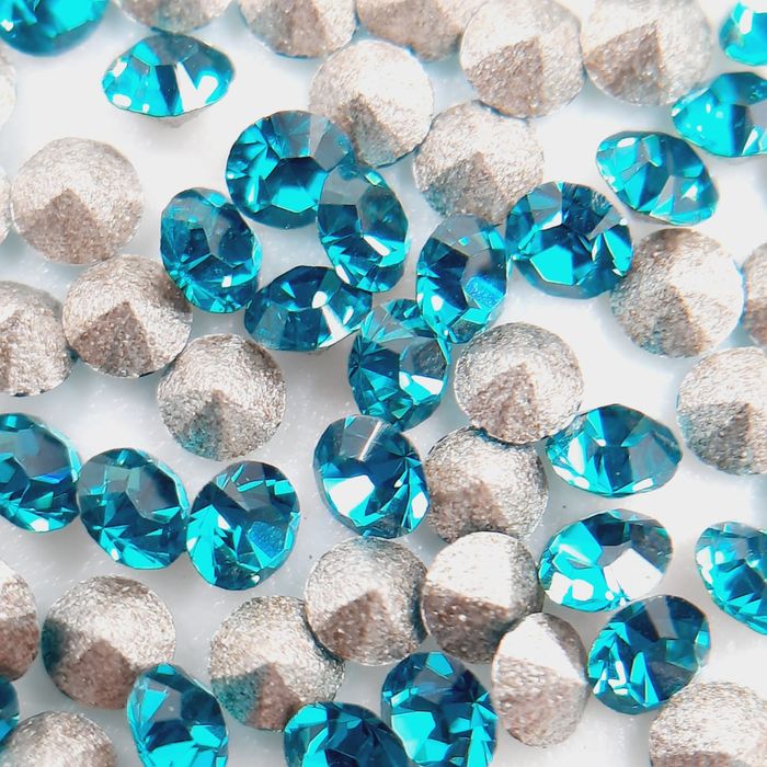 Strass Swarovski 1028 Blue Zircon - SS5,5/PP12(1,80-1,90mm) 144 Peças 