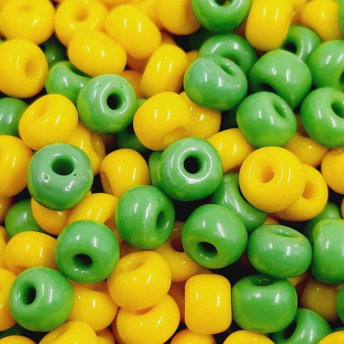 Miçanga Asmara Mix Amarela e Verde - 6/0(4,1mm) 500g