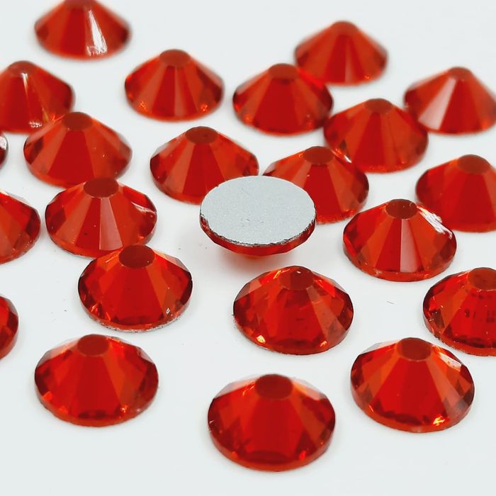 Strass Base Reta Sem Cola Chinês Light Siam - SS30(6,32-6,50mm) 280 Peças