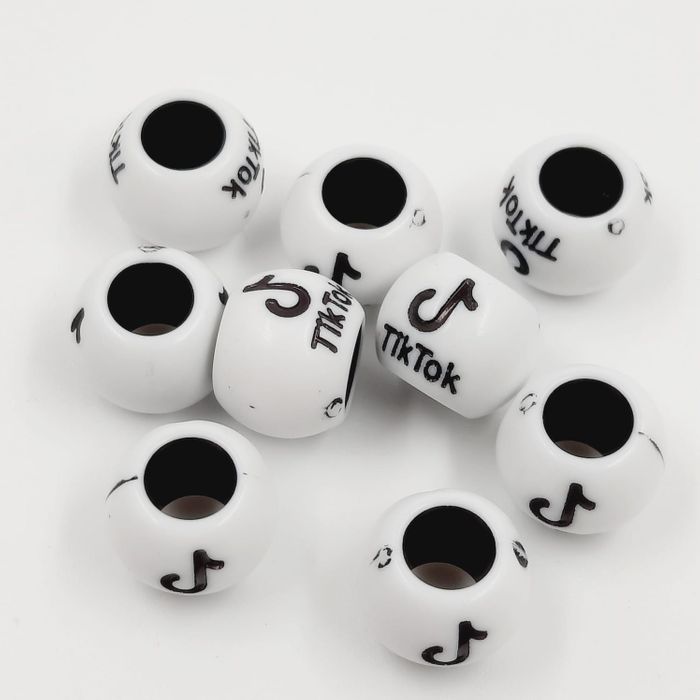 Entremeio TikTok Preto com Branco - 11mm 25g