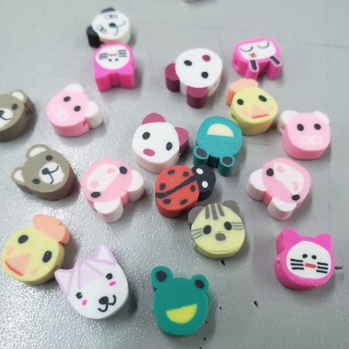 Miçanga Infantil Borracha Bichinhos Sortido Colorido - 20 Peças
