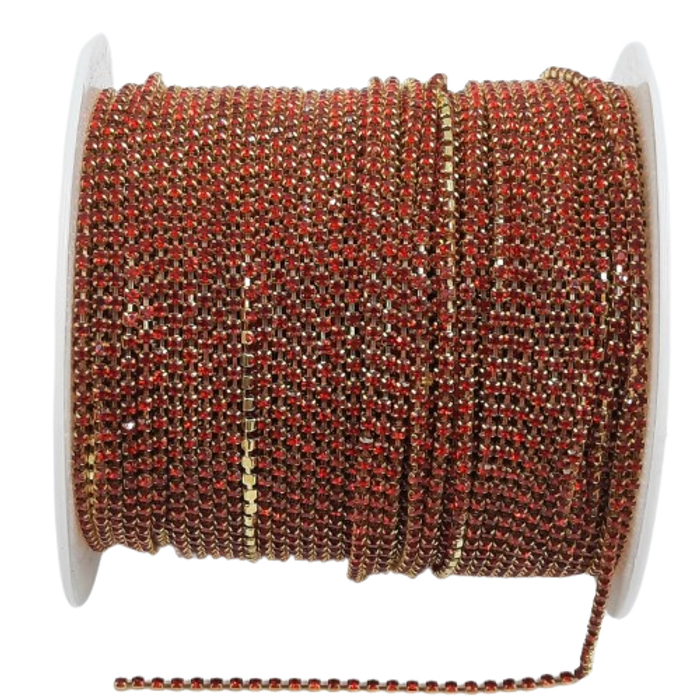 Corrente de Strass Light Siam Base Dourada - SS6,5=2,00-2,10mm 1 Metro
