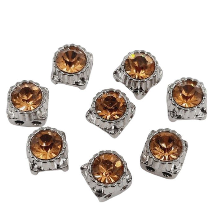 Strass Base Metal 2 Furos Light Topázio - SS32(6,68-6,872mm) 500 Peças