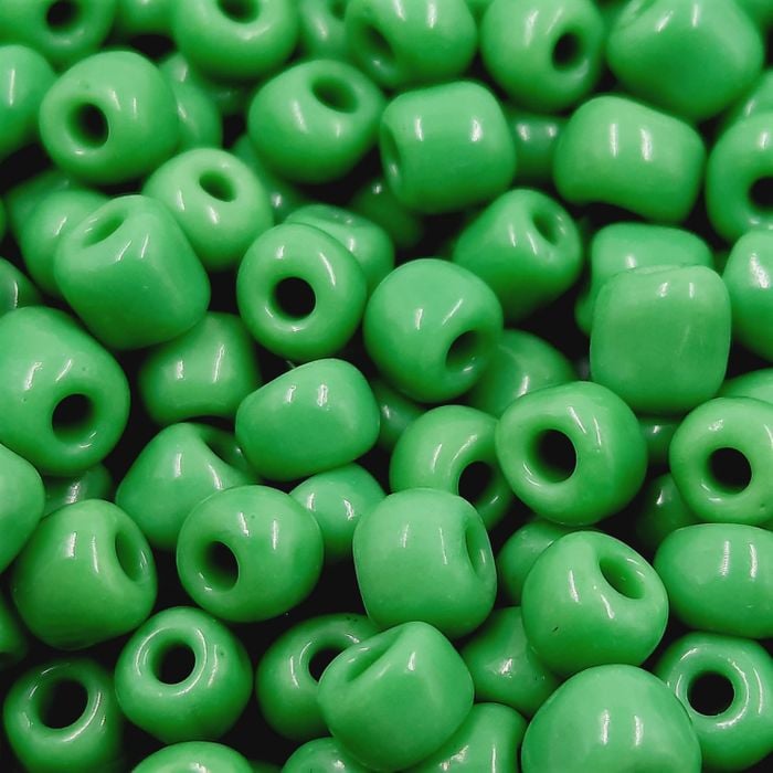 Miçanga Chinesa Fosca Verde 47 - 8/0(2,9mm) 25g Aprox. 900 Peças