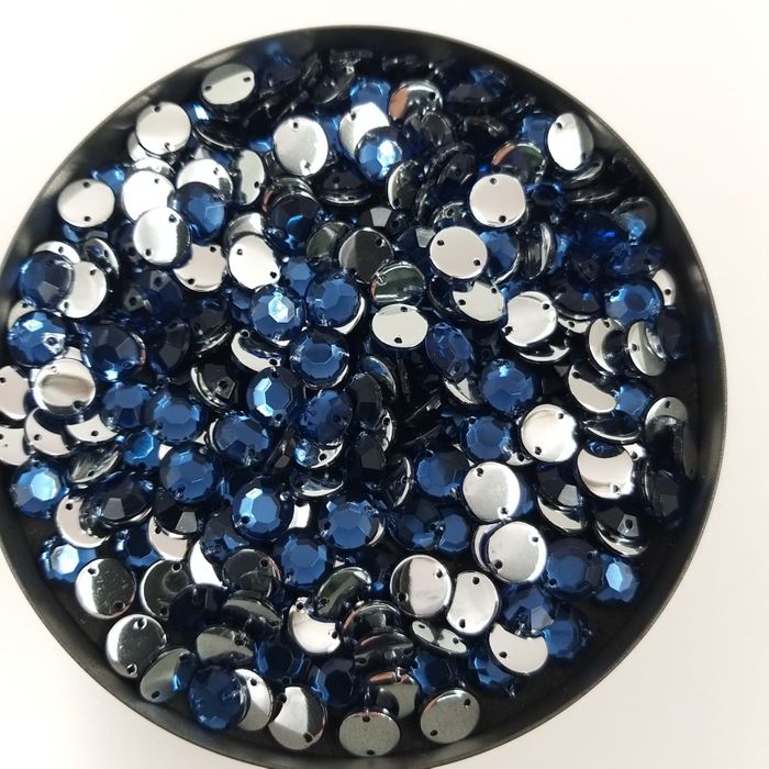 Strass Acrilico Premium para costura Redondo 2 Furos Montana - 8mm 50 Peças