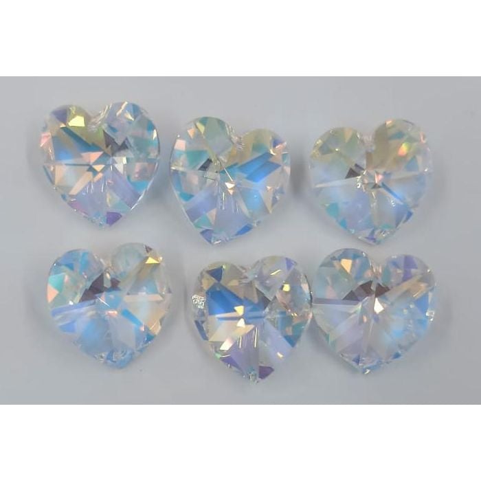Coração Swarovski com furo Aurora Boreal - 18x17,5mm 6 Peças