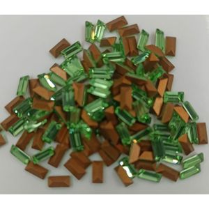 Strass Base Irregular Baguete Swarovski Peridot F - 5x2,5mm 144 Peças