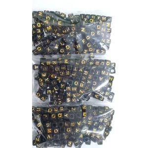 Miçanga Letrinha Quadrada Preto com Dourado - 6mm 25g