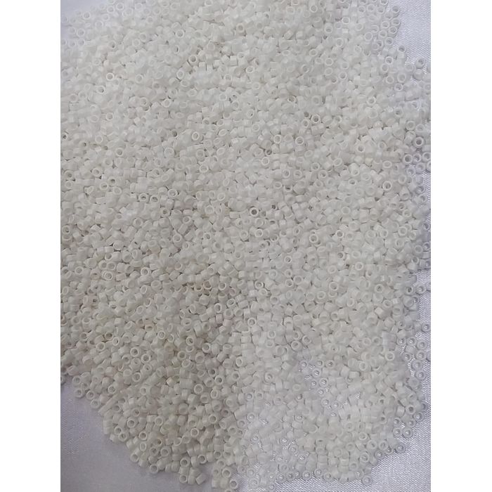 Miçanga Chinesa Fancy 10/0 F Branco 756  450 Gramas