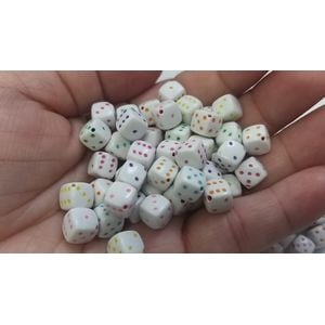 Entremeio Dado com Furo Passante Fosco Branco com Colorido - 8mm 25g