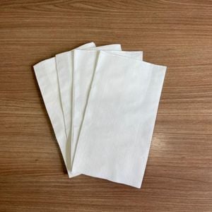 Guardanapo Descartável Folha Dupla Biodegradável De Papel Branco, Dobra 1/6, 11x20cm - 100 Unidades

