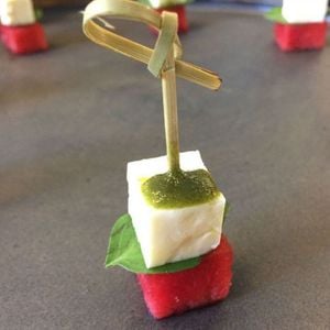 Palito Nó Para Petiscos Descartável E Biodegradável Em Bambu, 7cm - 100 Unidades