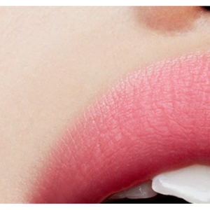 Batom Love Me M·A·C