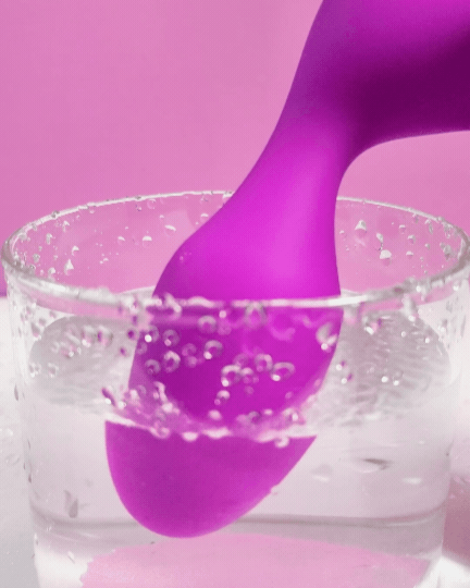 Pixie Sync - Vibrador Strapless com Motor Duplo e Controle via Aplicativo - Único