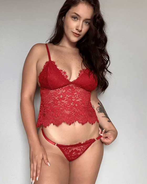 Mini Camisola Mavie Sensual em Renda com Calcinha String Regulável - Vermelho