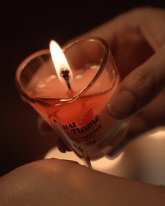 Lust Flame – Vela Beijável para Massagem | Black Ice Efeito Gelado ou Morango Hot Efeito Quente