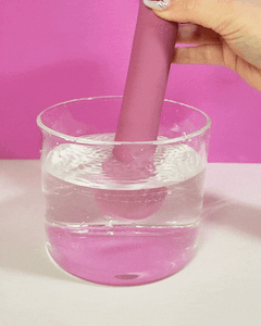 Nina - Dildo com Ventosa e Vibrador Recarregável Go Vibe